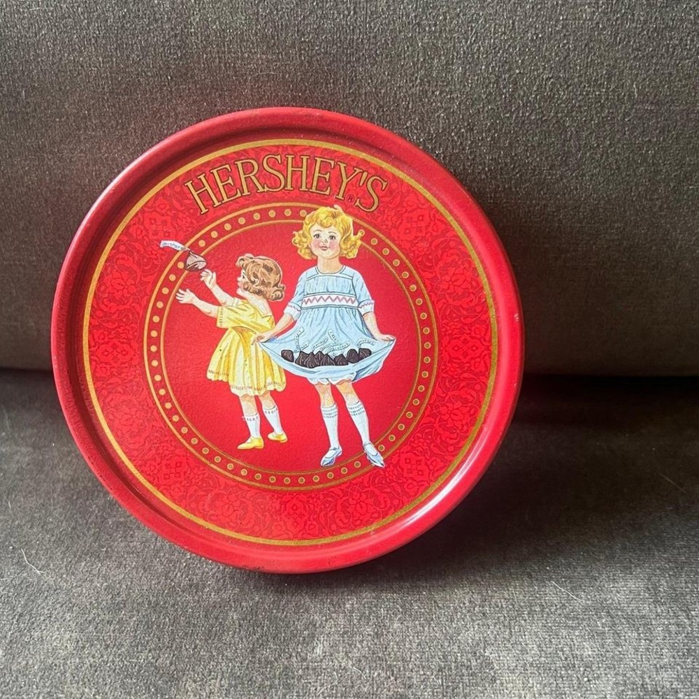 Vintage Hershey's Tin‎